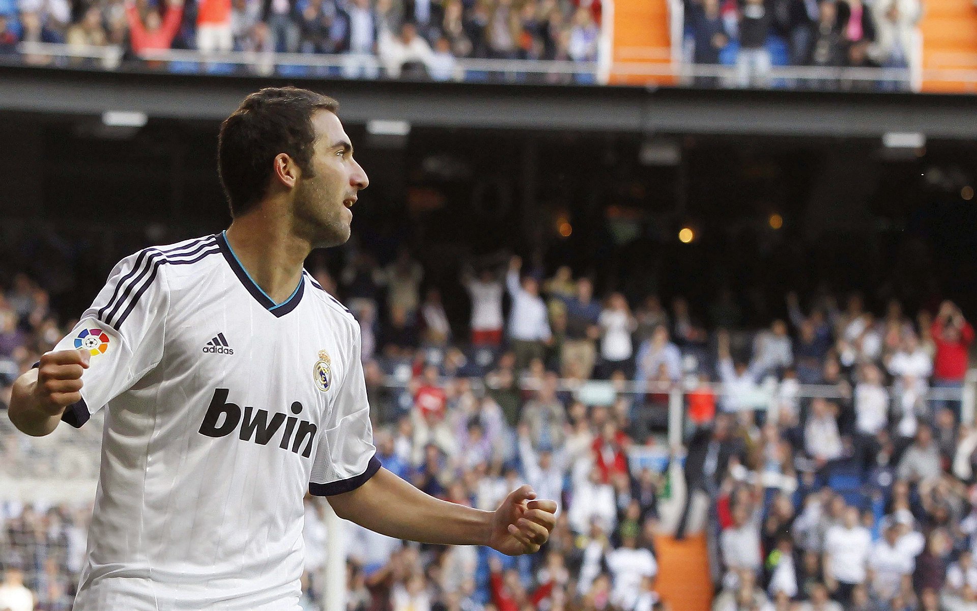 史上最年轻“天才中场”在欧冠开启新篇章,最年轻的天才